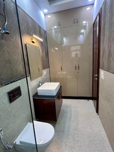 Bathroom Image of 1800 Sq.ft 3 BHK Builder Floor for sale in Green Park New Delhi for Rs. 60000000