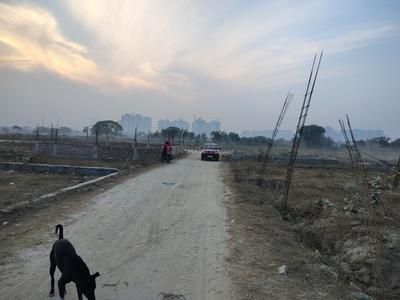 Image of 900 Sq.ft Residential Plot / Land for sale in Sector 110, Noida for Rs. 1800000
