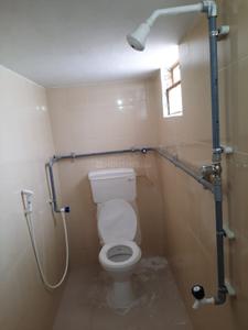 Bathroom Image of 1012 Sq.ft 2 BHK Apartment / Flat for rent in Vishnu Nivas, Kochadai Madurai for Rs. 11000