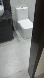 Bathroom Image of 1500 Sq.ft 1 BHK Builder Floor for rent in Central Hope Town Dehradun for Rs. 8500