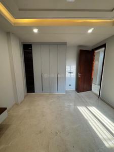 Bedroom Image of 1800 Sq.ft 3 BHK Builder Floor for sale in Rajouri Garden New Delhi for Rs. 36000000