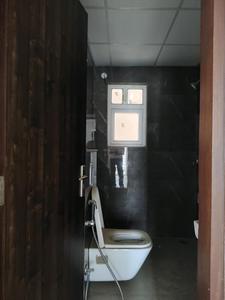 Common Bathroom Image of 1870 Sq.ft 4 BHK Apartment / Flat for rent in ACE Divino, Noida Extension Greater Noida for Rs. 44000