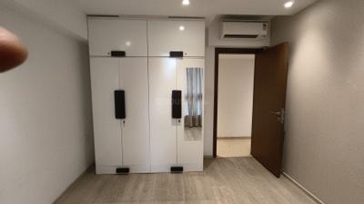 Bedroom Image of 1450 Sq.ft 3 BHK Apartment / Flat for rent in Lake Enclave, Hiranandani Estate Thane for Rs. 100000