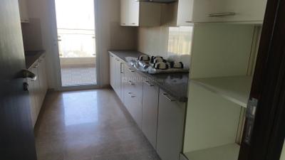 Kitchen Image of 2500 Sq.ft 3.5 BHK Apartment / Flat for sale in Lokhandwala Minerva, Worli Mumbai for Rs. 95000000