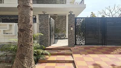Image of 2000 Sq.ft 4 BHK Independent House for sale in Beta II, Greater Noida for Rs. 31000000