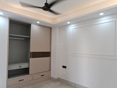 Bedroom Image of 1350 Sq.ft 3 BHK Builder Floor for sale in Paschim Vihar New Delhi for Rs. 26000000