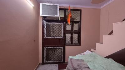 Hall Image of 714 Sq.ft 2 BHK Builder Floor for sale in Shahdara New Delhi for Rs. 2800000