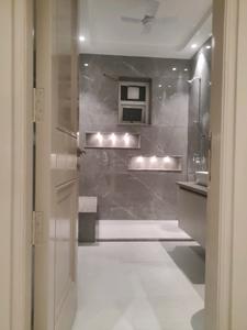 Bedroom One Image of 3250 Sq.ft 4 BHK Builder Floor for sale in Ridhi Imperial Homes, Sector 46 Faridabad for Rs. 39900000