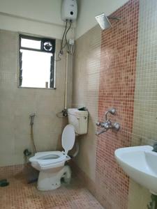 Common Bathroom Image of 533 Sq.ft 1 BHK Apartment / Flat for rent in Kasarvadavali Thane for Rs. 20000