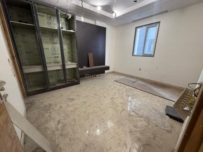 Bedroom Image of 1099 Sq.ft 3 BHK Builder Floor for sale in Janakpuri New Delhi for Rs. 16500000
