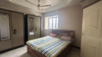 Bedroom Image of 1150 Sq.ft 2 BHK Apartment / Flat for sale in Nanpura Surat for Rs. 3500000