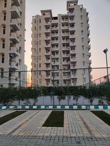 Image of 1740 Sq.ft 3 BHK Apartment / Flat for rent in Eldeco Luxa, Mohibullapur, Lucknow for Rs. 40000