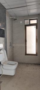 Bathroom Image of 2000 Sq.ft 3 BHK Apartment / Flat for rent in Piramal Aranya, Byculla Mumbai for Rs. 190000