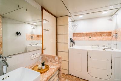 Bathroom Image of 2741 Sq.ft 5 BHK Apartment / Flat for sale in Mystique Rose, Santacruz West Mumbai for Rs. 203400000