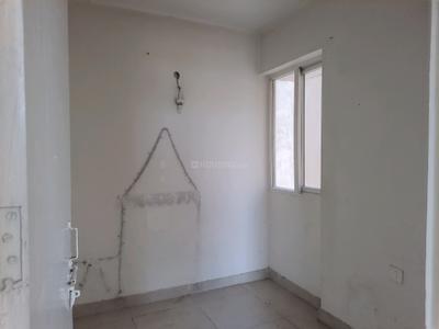 Bedroom Image of 740 Sq.ft 3 BHK Apartment / Flat for rent in Signature Global Golf Green, Sector 79 Gurgaon for Rs. 12000
