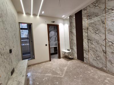 Bedroom Image of 1250 Sq.ft 3 BHK Builder Floor for sale in Vikaspuri New Delhi for Rs. 18800000