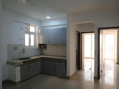 Living Room Image of 700 Sq.ft 3 BHK Apartment / Flat for sale in ROF Amaltas, Sector 92 Gurgaon for Rs. 6950000