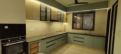 Kitchen Image of 3999 Sq.ft 4 BHK Apartment / Flat for rent in Raysan Gandhinagar for Rs. 80000