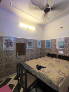 1 RK Independent Builder Floor