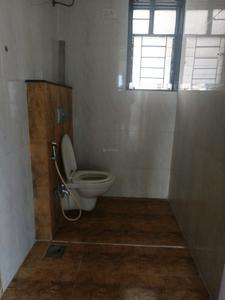 Common Bathroom Image of 1100 Sq.ft 2 BHK Apartment / Flat for sale in Magarpatta Sylvania, Magarpatta City Pune for Rs. 19000000