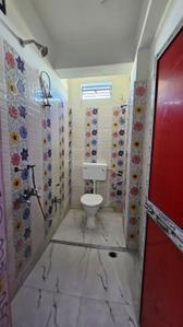 Bathroom Image of 1100 Sq.ft 2 BHK Apartment / Flat for rent in Tarapith Birbhum for Rs. 9000