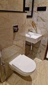 Bathroom Image of 2000 Sq.ft 3 BHK Independent House for rent in Kochadai Madurai for Rs. 30000