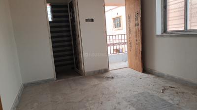 Bedroom Image of 700 Sq.ft 2 BHK Apartment / Flat for sale in Paschim Putiary Kolkata for Rs. 3000000