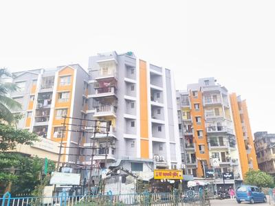 Image of 1113 Sq.ft 3 BHK Apartment / Flat for sale in Chinar Park, Kolkata for Rs. 7600000