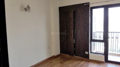 Bedroom Image of 1040 Sq.ft 2 BHK Apartment / Flat for rent in Logix Blossom County, Sector 137 Noida for Rs. 28000