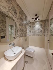 Bathroom Image of 1620 Sq.ft 3 BHK Builder Floor for sale in Preet Vihar New Delhi for Rs. 35100000