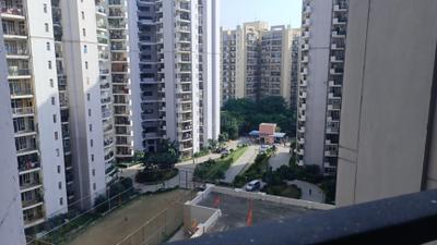 Image of 1200 Sq.ft 2 BHK Apartment / Flat for rent in Assotech The Nest, Crossings Republik, Ghaziabad for Rs. 18500