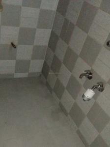Bathroom Image of 1000 Sq.ft 1 BHK Independent House for rent in Sama Savli Vadodara for Rs. 8000