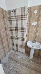 Bathroom Image of 2250 Sq.ft 3 BHK Apartment / Flat for sale in Hitech City Hyderabad for Rs. 18700000
