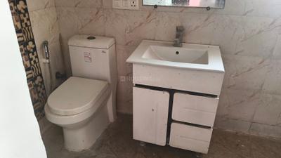 Image of 1350 Sq.ft 2 BHK Apartment / Flat for sale in Arocon Golf Ville, Crossings Republik, Ghaziabad for Rs. 9600000