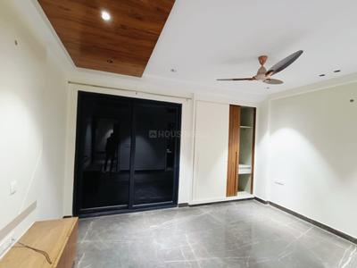 Bedroom Image of 2000 Sq.ft 3 BHK Builder Floor for rent in Karkardooma New Delhi for Rs. 51500