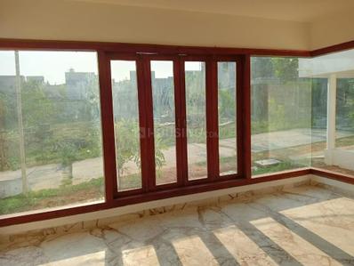 Balcony Image of 6000 Sq.ft 5 BHK Villa for sale in Pushpam Ranches, Gudnahalli Bengaluru for Rs. 36000000