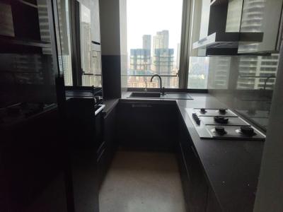Kitchen Image of 1062 Sq.ft 2 BHK Apartment / Flat for rent in Indiabulls Blu, Worli Mumbai for Rs. 300000