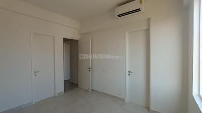 Bedroom Image of 1600 Sq.ft 3 BHK Builder Floor for rent in DLF Garden City Enclave Floors, Sector 93 Gurgaon for Rs. 38000