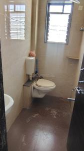 Bathroom Image of 2500 Sq.ft 4.5 BHK Apartment / Flat for rent in Nashik Road Nashik for Rs. 32000