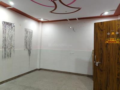 Bedroom Image of 1000 Sq.ft 3 BHK Apartment / Flat for rent in Karala New Delhi for Rs. 14000