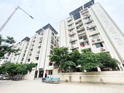 Image of 1800 Sq.ft 3 BHK Apartment / Flat for sale in Nikol, Ahmedabad for Rs. 7200000