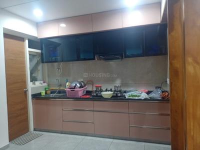 Kitchen Image of 1950 Sq.ft 3 BHK Apartment / Flat for rent in Shreeji Woods Ville, Sargasan Gandhinagar for Rs. 38000
