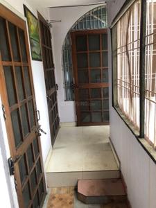 Balcony Image of 700 Sq.ft 2 BHK Apartment / Flat for rent in Qaiserbagh Lucknow for Rs. 15000