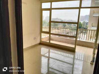 Balcony Image of 750 Sq.ft 3 BHK Apartment / Flat for rent in Terra Lavinium, Sector 75 Faridabad for Rs. 28000