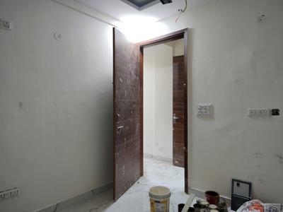 Bedroom Image of 1000 Sq.ft 3 BHK Apartment / Flat for sale in Khanpur New Delhi for Rs. 5800000