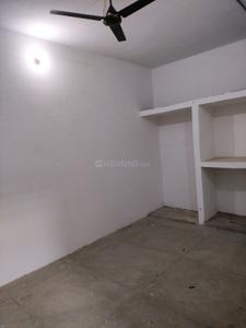 Bedroom Image of 750 Sq.ft 2 BHK Builder Floor for rent in Brahamanpuri Aligarh for Rs. 6500