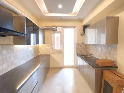 Kitchen Image of 2350 Sq.ft 3 BHK Apartment / Flat for sale in ATS Picturesque Reprieves Phase 1, Sector 152 Noida for Rs. 34200000