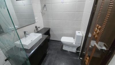 Image of 1620 Sq.ft 3 BHK Builder Floor for rent in Anand Vihar, New Delhi for Rs. 55000