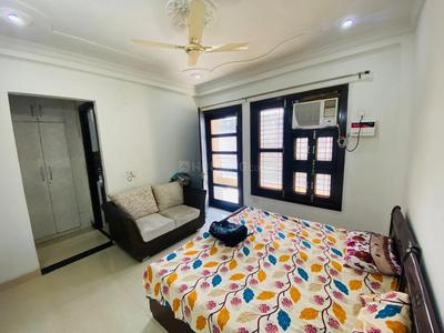 Bedroom Image of 2000 Sq.ft 3 BHK Builder Floor for rent in Sector 40 Gurgaon for Rs. 55000