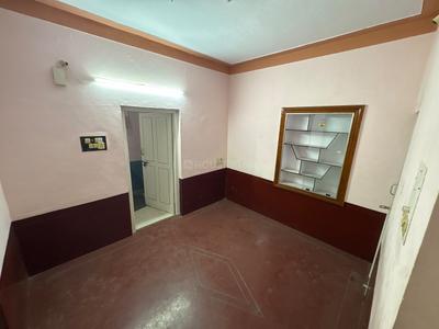 Image of 600 Sq.ft 1 BHK Independent House for rent in Basaveshwara Nagar, Bengaluru for Rs. 12000